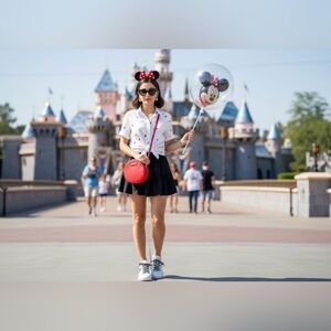 GroundUp Minnie Mouse Tennis Shoes 10 Womens White Lace Up Disney Low Top Court